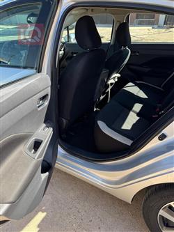 نیسان ڤێرسا